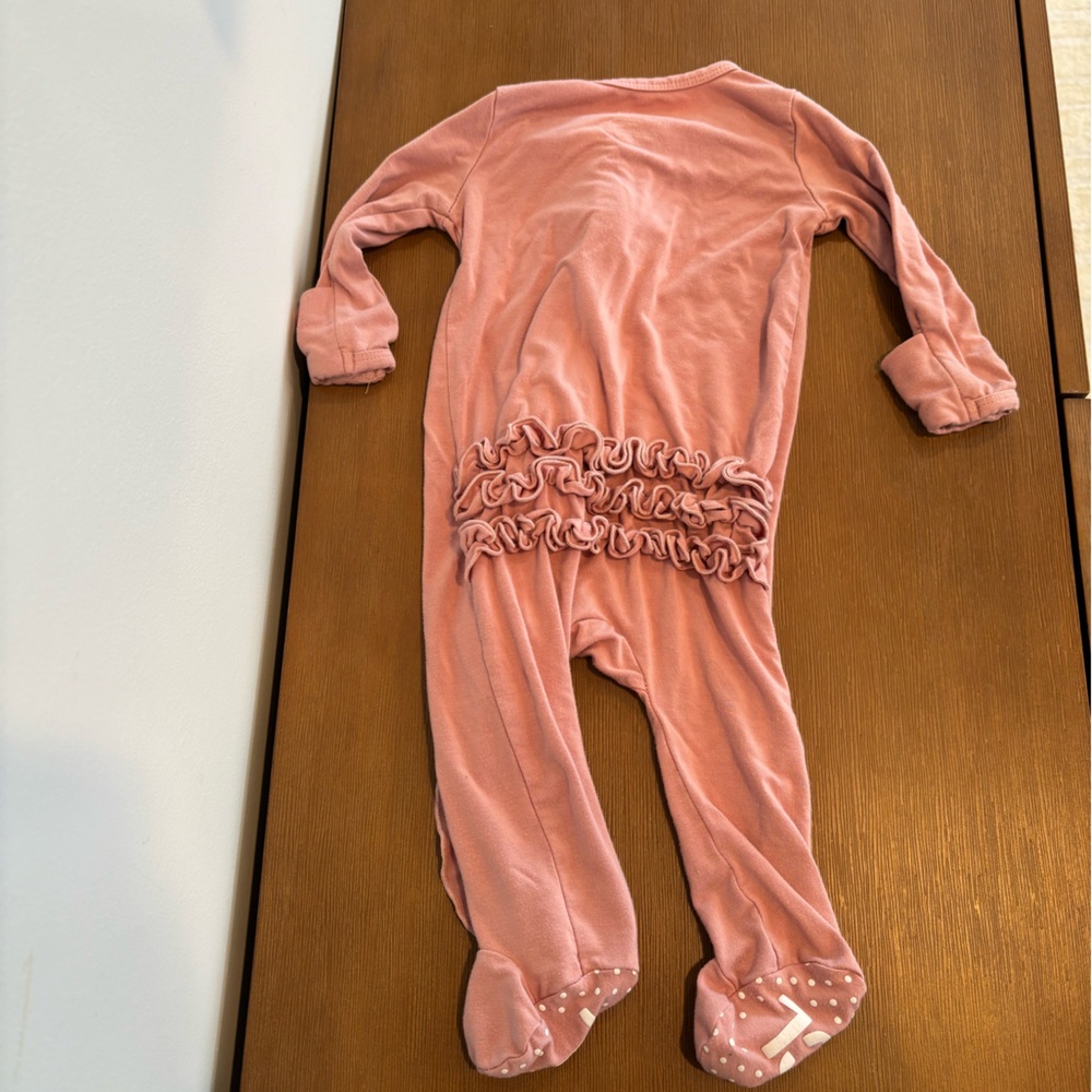 Caden Lane Ruffle Onesie - Picture 2 of 3